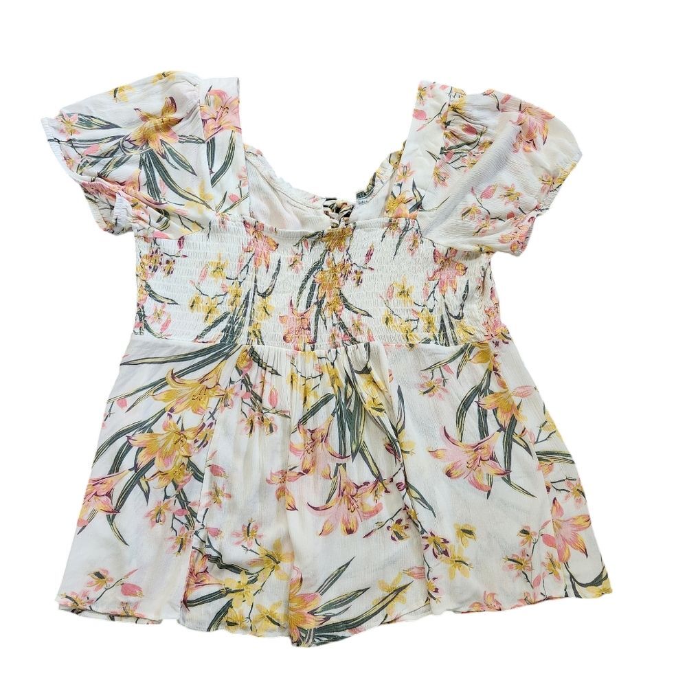 torrid White Floral Tie-Front Peasant Blouse - Picture 5 of 10